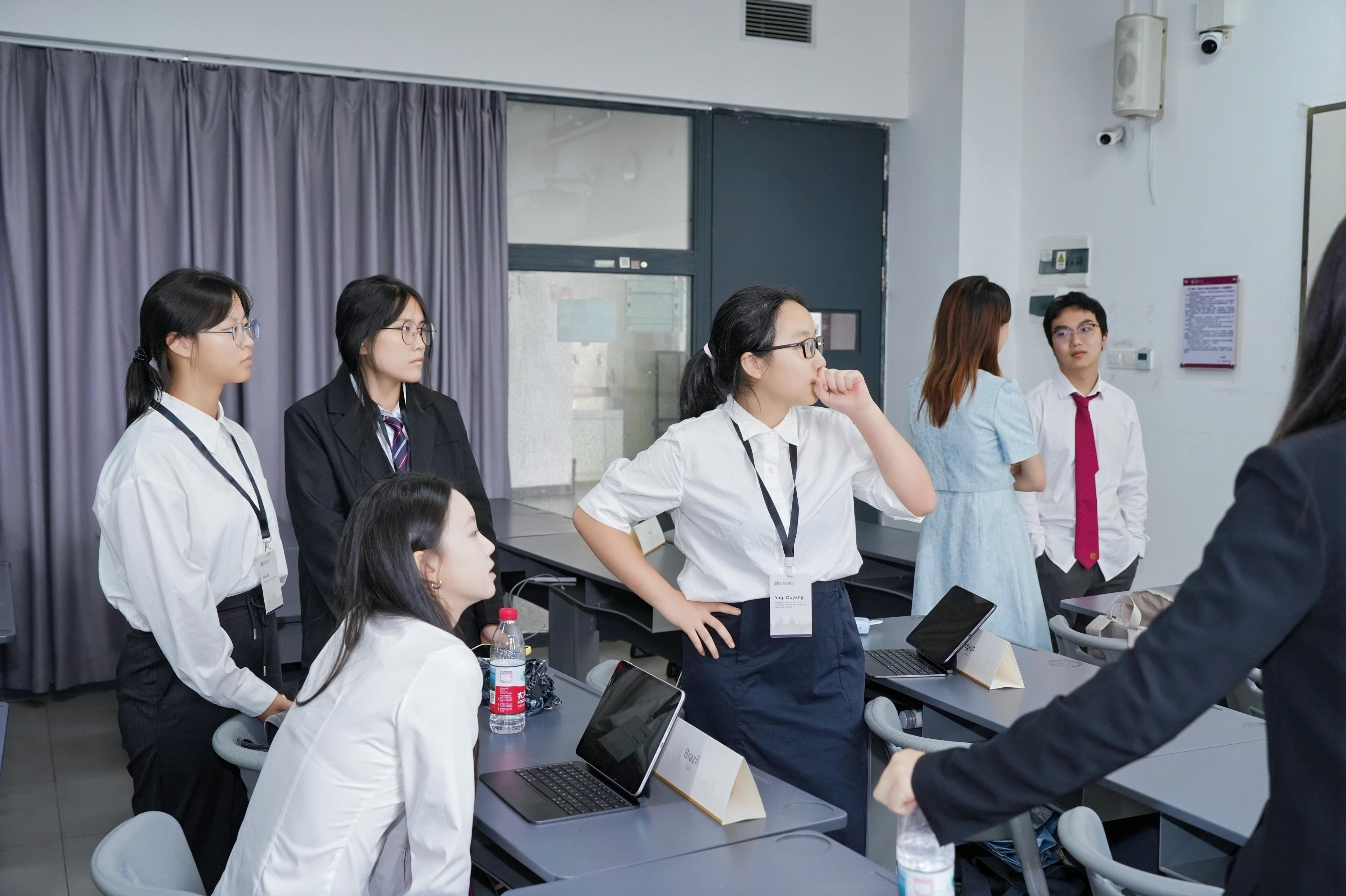Oxford International Model United Nations China held at Shenzhen University, drawing nearly 50 delegates