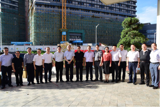 SZU Council Chair Liu Hongyi VisitedPinghu Hospital to Ensure a Smooth Opening