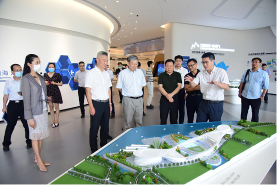 SZU President Li Qingquan VisitedDapeng New District to Promote Establishment of Ocean Research Institute